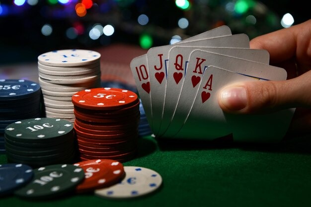 Interface slot Playtech menampilkan spin buttons, bet controls, dan live feature rounds